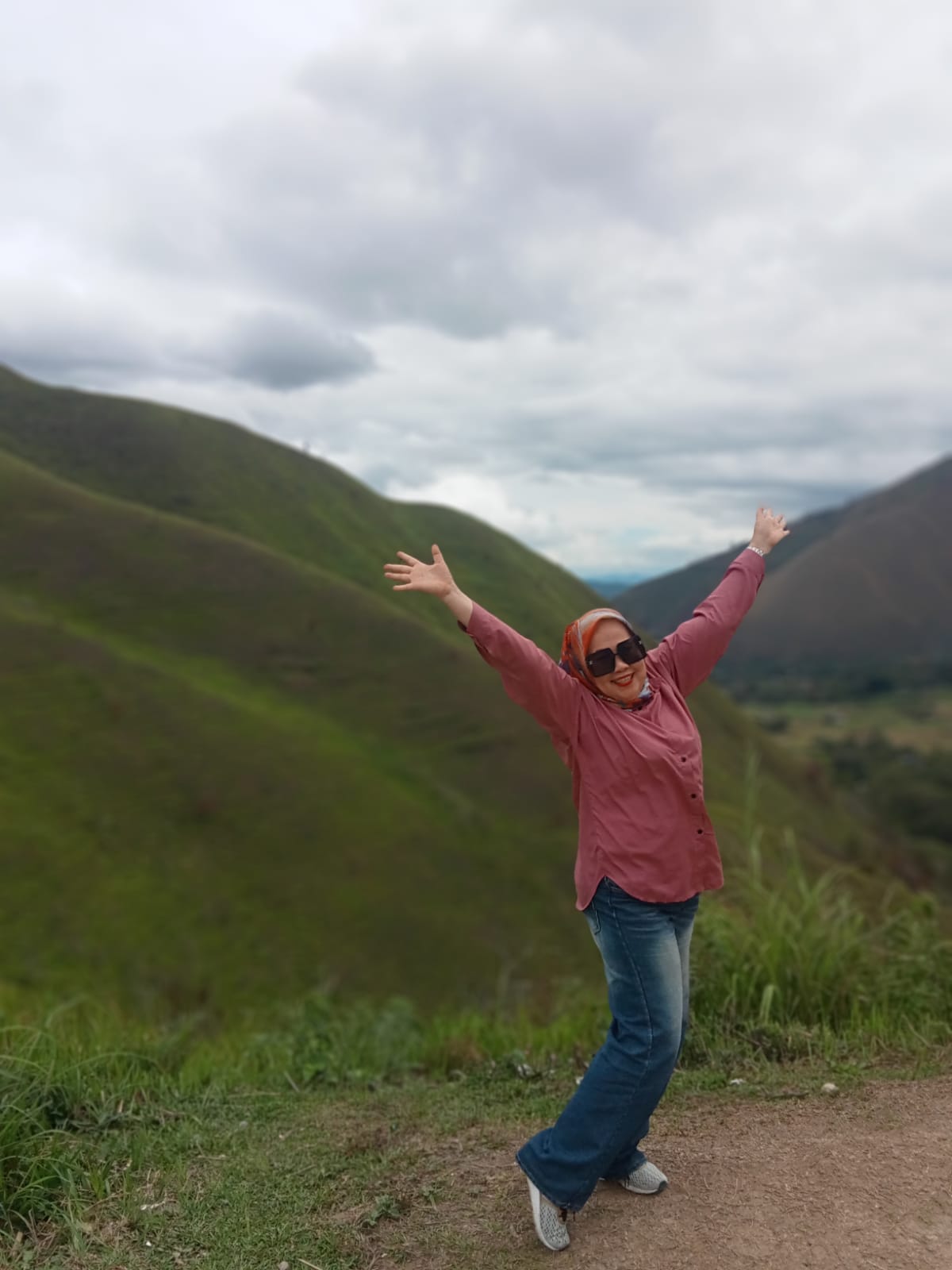 Bukit Holbung Samosir